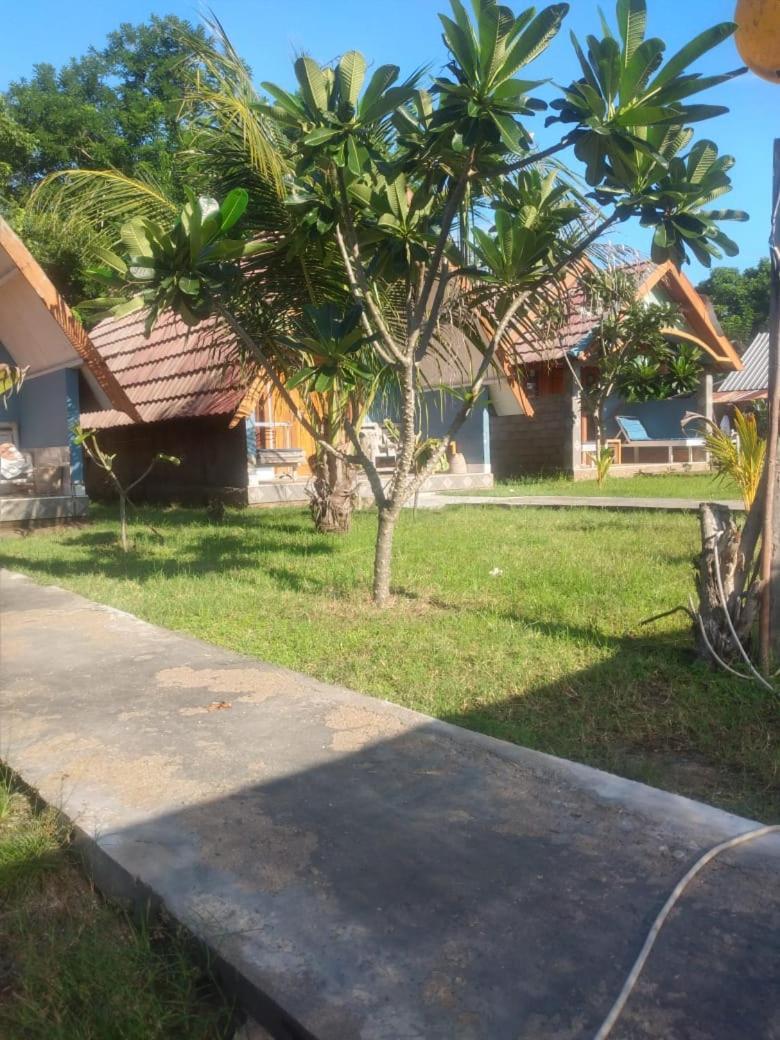 Dinoyin Bungalows Gili Meno Buitenkant foto