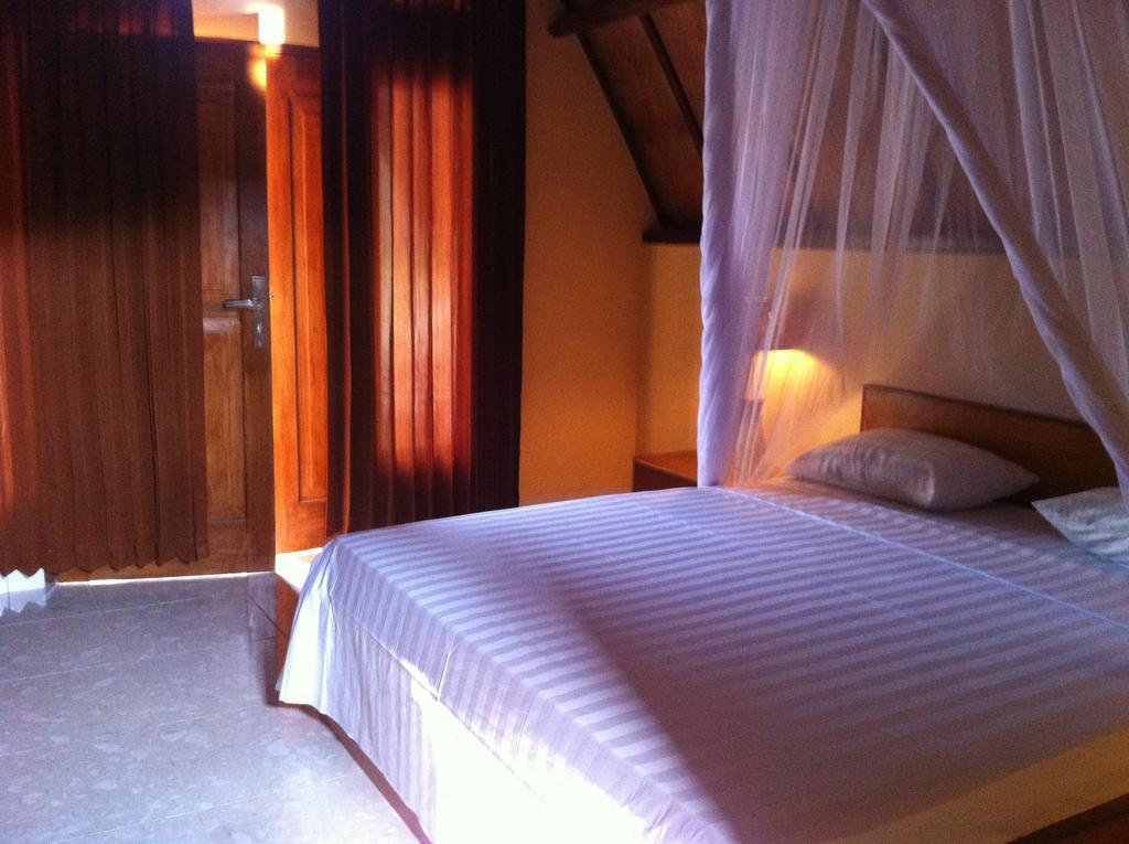 Dinoyin Bungalows Gili Meno Kamer foto