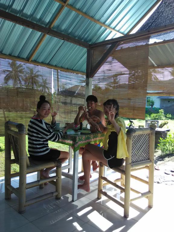 Dinoyin Bungalows Gili Meno Buitenkant foto