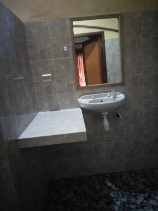 Dinoyin Bungalows Gili Meno Buitenkant foto